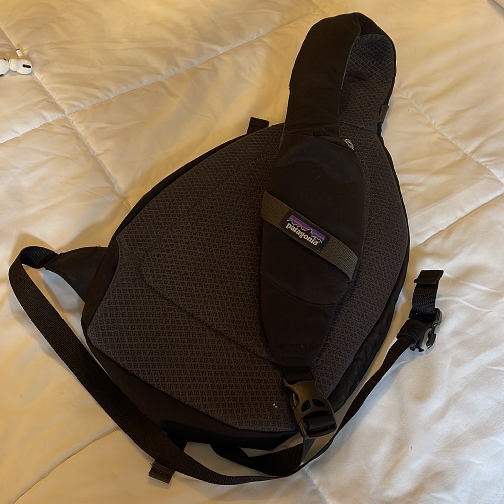 Patagonia Atom Sling Backpack